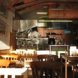 Franklin's Cafe Bar