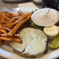 Scotty's Restaurant - Veggie burger with sweet potato fries