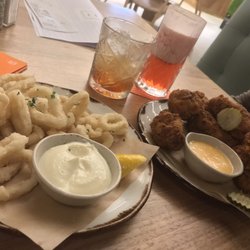 The Governor - Mind you....these are just starters   Salt & Pepper squid Fried chicken