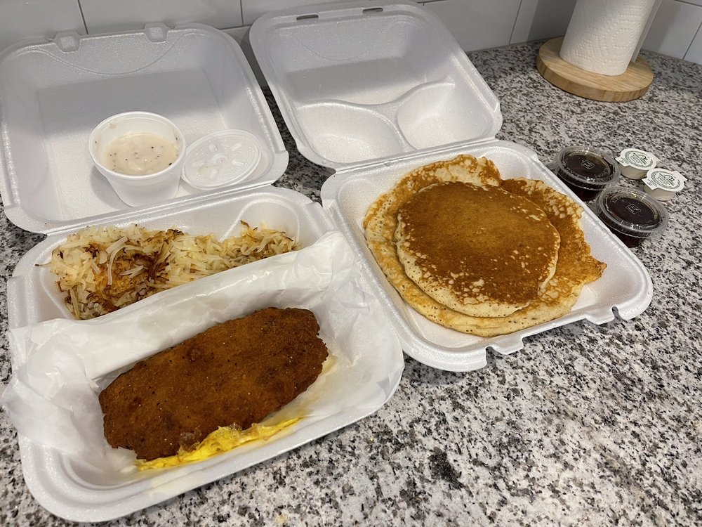 Howie's Cafe Photos