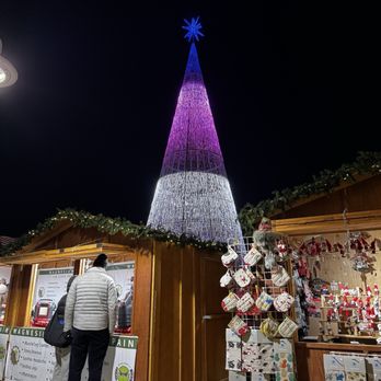 Denver Christkindlmarket - Outdoor vendors - Public Markets Near Me - Denver, Colorado