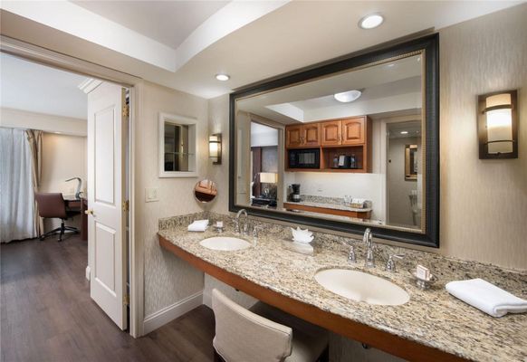 Eden Resort & Suites by null