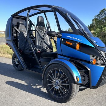 Fun  EV Rental - Easy to drive, seats 2, 75 mph - Car Rental Near Me - Kihei, Hawaii