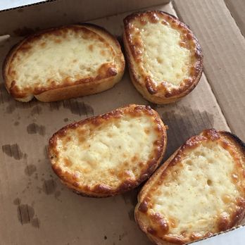 Jakeeno's Pizza & Pasta - Garlic Provolone Cheese Toast - Pizza Near Me - Minneapolis, Minnesota