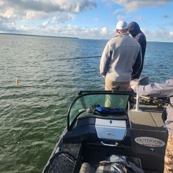 Agency Bay Lodge & Trailer Court - Fish guide Bob W. showing us how to catch muskie.