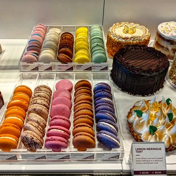 La Rocca Creative Kitchen - Desserts Near Me - Richmond Hill, Ontario La Rocca Creative Kitchen - Desserts Near Me - Richmond Hill, Ontario