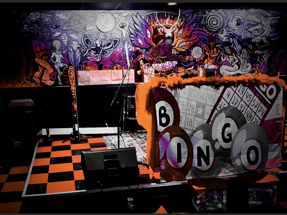 ODDITY BAR Updated October 2024 20 Photos & 32 Reviews 500