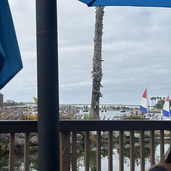 Barefoot Bar & Grill - New American Near Me - San Diego, California