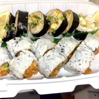 Sushi Mura - SPiCY SAlmon Roll and Scallop Roll (Seaweed Outside, 5 Pcs) - Sushi Bars Near Me - West Covina, California