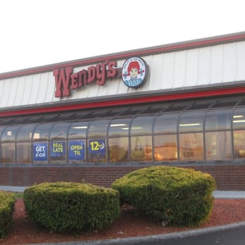 Wendy's - the front of the restaurant - Burgers Near Me - Woodstock, Virginia Wendy's - the front of the restaurant - Burgers Near Me - Woodstock, Virginia