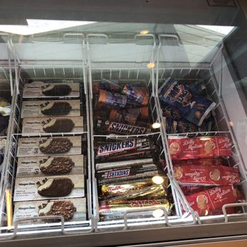 Meschutt Beach Hut - Ice cream - American Near Me - Hampton Bays, New York Meschutt Beach Hut - Ice cream - American Near Me - Hampton Bays, New York
