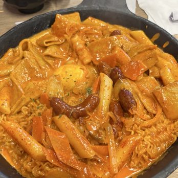 Halgatteok Northridge - Rose Taekbokki Level 1 spice with added extra sides 7.20.25 - Korean Near Me - Northridge, California Halgatteok Northridge - Rose Taekbokki Level 1 spice with added extra sides 7.20.25 - Korean Near Me - Northridge, California