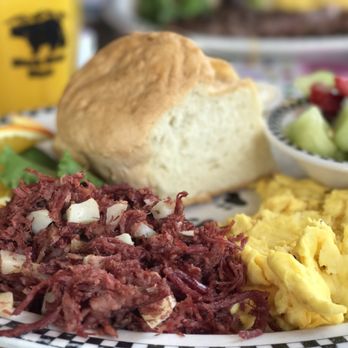 Black Bear Diner Milpitas - Corned beef hash, scrambled eggs, biscuit, fruit - Diners Near Me - Milpitas, California