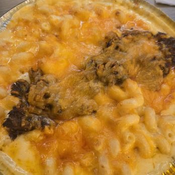 Charlie's Bar & Kitchen - BBQ Mac and cheese - Bars Near Me - Lake George, New York