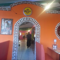 Mi Tequilas - Good food!