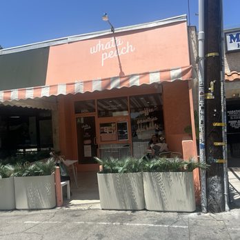 Whata Peach - Storefront - Juice Bars & Smoothies Near Me - Valley Glen, California Whata Peach - Storefront - Juice Bars & Smoothies Near Me - Valley Glen, California