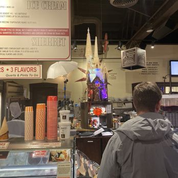 All Chocolate Kitchen - Chocolate castle - Desserts Near Me - Geneva, Illinois All Chocolate Kitchen - Chocolate castle - Desserts Near Me - Geneva, Illinois