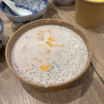 Desserts Artisanaux - 芒果椰汁西米黑糯米 Mango and Sago with Coconut Milk Black Glutinous Rice - Desserts Near Me - Vancouver, British Columbia Desserts Artisanaux - 芒果椰汁西米黑糯米 Mango and Sago with Coconut Milk Black Glutinous Rice - Desserts Near Me - Vancouver, British Columbia