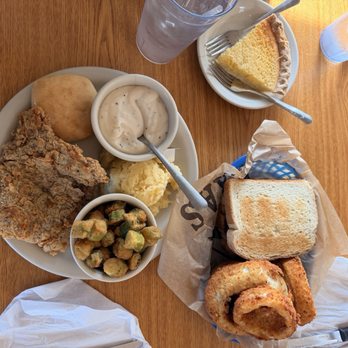 Dahlia Cafe - American Near Me - Liberty Hill, Texas