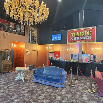 Magic & Wonder Theater - Lobby - Magicians Near Me - Paradise, Pennsylvania Magic & Wonder Theater - Lobby - Magicians Near Me - Paradise, Pennsylvania