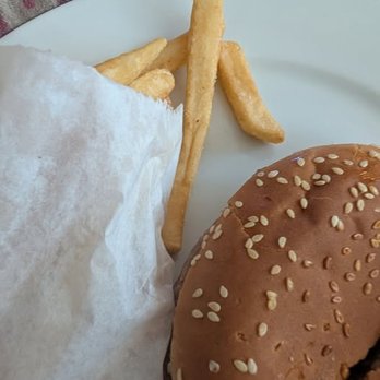 Habit Burger & Grill - Burgers Near Me - Encino, California