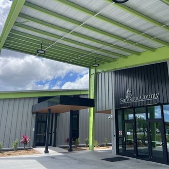 Twin Lakes Park Facility - New 2026 Parks Department building at Twin Lakes Park - Parks Near Me - Sarasota, Florida Twin Lakes Park Facility - New 2026 Parks Department building at Twin Lakes Park - Parks Near Me - Sarasota, Florida