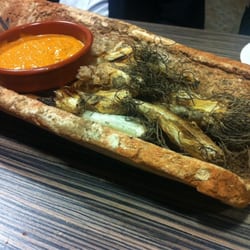 Mas Torres - Calçots con romescu