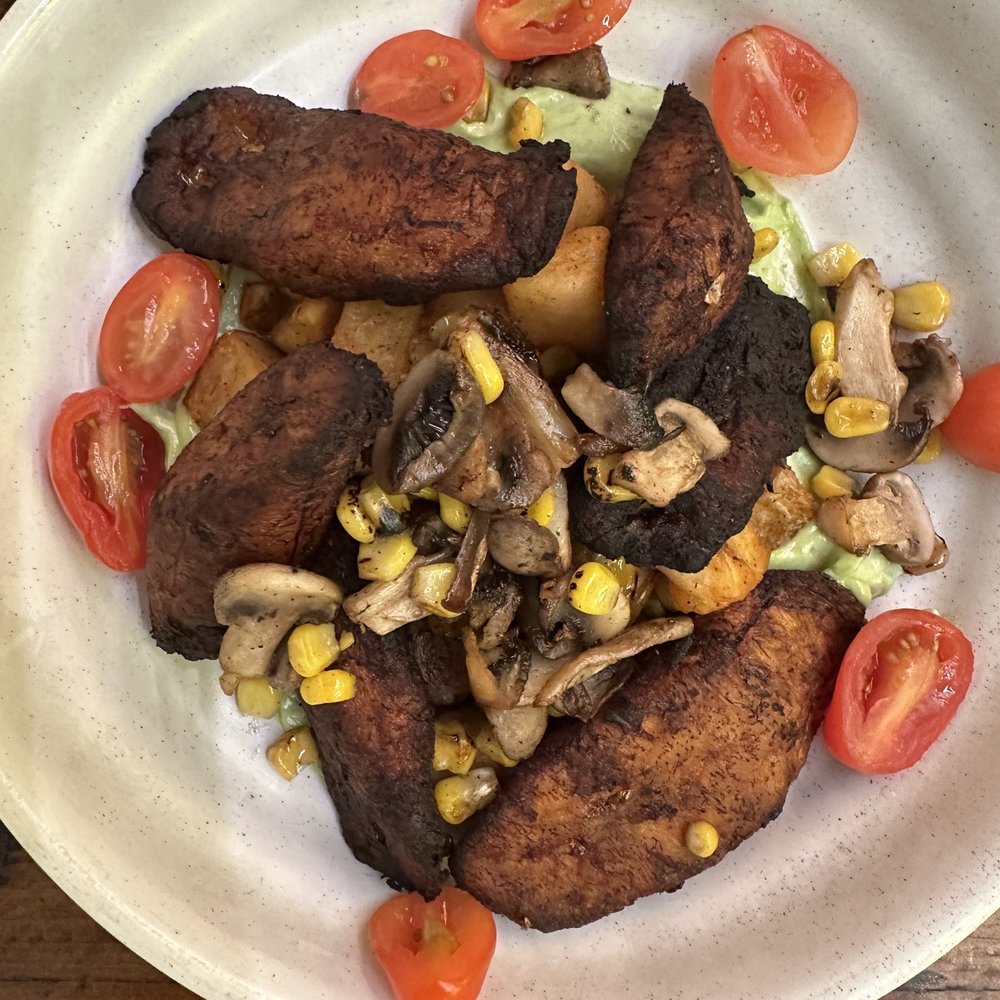 Beeliner Diner - Smashed Plantain - Breakfast & Brunch Near Me - Alexandria, Virginia