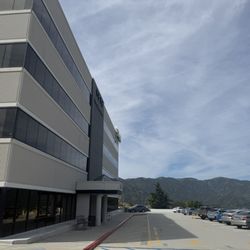 Skin & Beauty Center