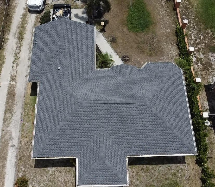 Slide of D’ Roofing Group