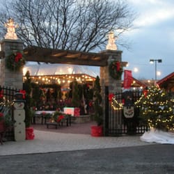 Chestnut Hill Nursery - Christmas Magic
