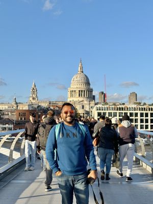 Millennium Bridge by null