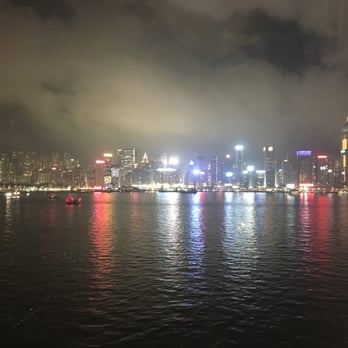 九龍香格里拉大酒店 - HK skyline view at night - Hotels Near Me - Hong Kong, HK