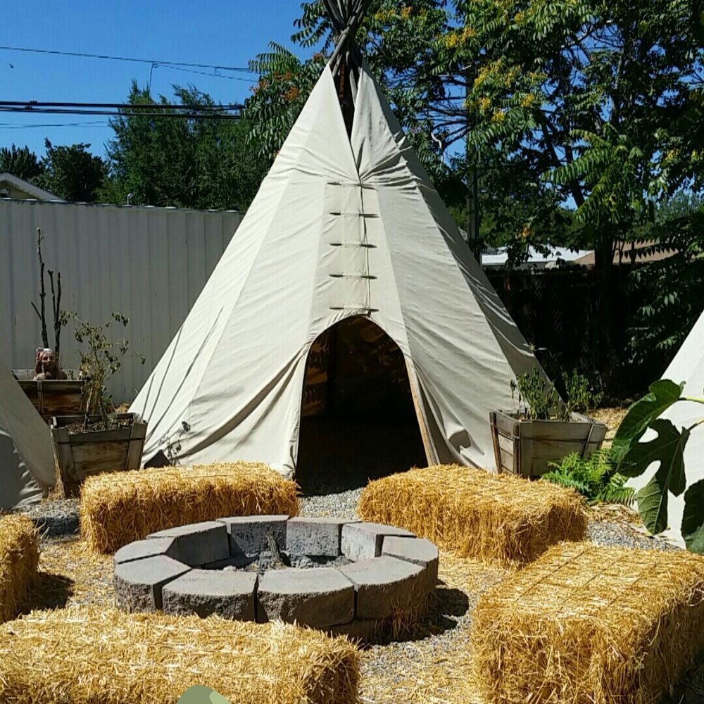 Red House BBQ - Barbeque Near Me - Tehachapi, California Red House BBQ - Barbeque Near Me - Tehachapi, California