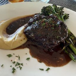 Wagyu braised beef cheeks