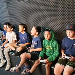 VG Entertainment - They're ready for all challenges!