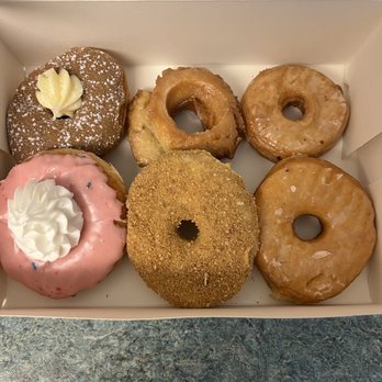 Rockstar Donuts - Our selection today - Donuts Near Me - Largo, Florida Rockstar Donuts - Our selection today - Donuts Near Me - Largo, Florida