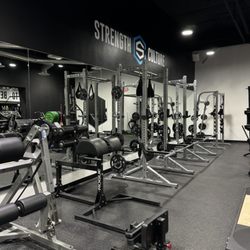 Strength Culture Gym - Squat racks and deadlift platforms