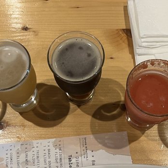 Loose Ends Brewing - Flight of 5 beers - Breweries Near Me - Centerville, Ohio