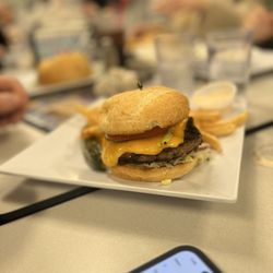 Leatherby's Family Creamery - Burger