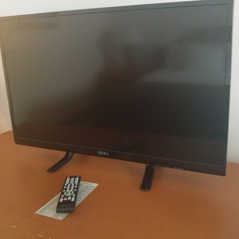 Fairbridge Inn & Suites - Tiny TV. - Hotels Near Me - Yakima, Washington