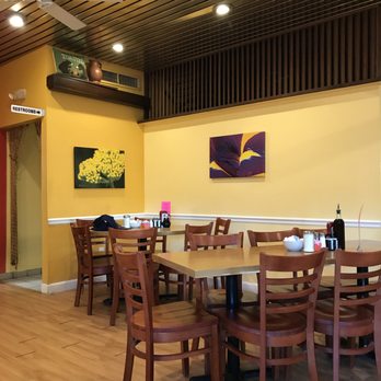 Toasted Mango Cafe - Cafes Near Me - Sarasota, Florida