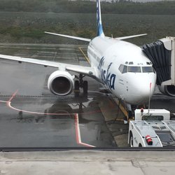 Alaska Airlines - Tarmac View