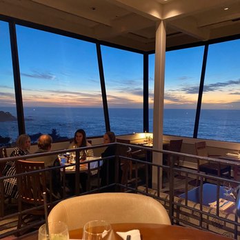 Pacific's Edge Restaurant - Evening view - Seafood Near Me - Carmel, California