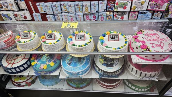 Valencia Bakery by null