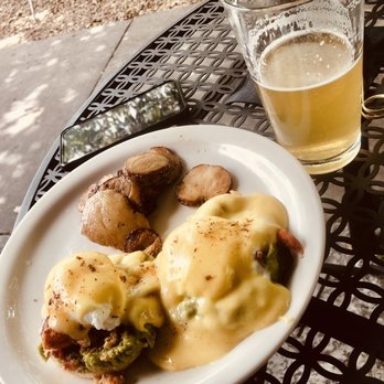 Maxine's On Shine - This is the Lobster Benedict - New American Near Me - Orlando, Florida Maxine's On Shine - This is the Lobster Benedict - New American Near Me - Orlando, Florida