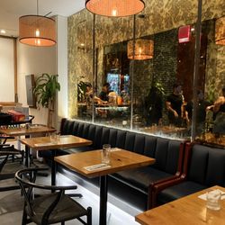 Isla & Co. - Midtown - Seating