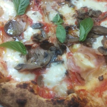 Saraghina Restaurant - Pizza nothing soecial forgot the name - Pizza Near Me - Brooklyn, New York Saraghina Restaurant - Pizza nothing soecial forgot the name - Pizza Near Me - Brooklyn, New York