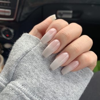 Boston's Nails & Spa - Waxing Near Me - Boston, Massachusetts