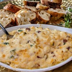 Dining In Personal Chef and Catering - Cheesy crab dip